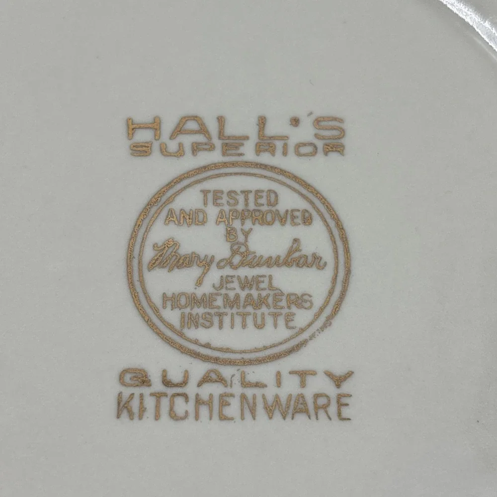 Vintage Hall's Superior Kitchen Ware AUTUMN‎ LEAF 9
